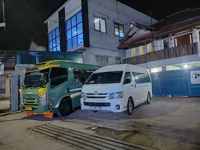 Dokumentasi perjalanan wisata Traphel Nusantara 1