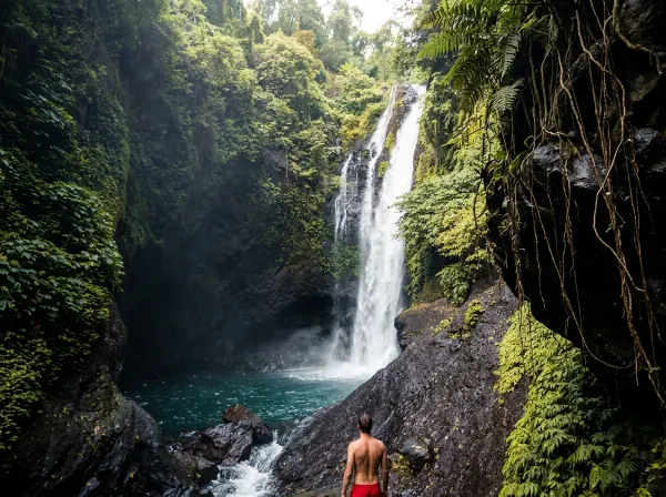 Paket Tour Air Terjun Sekumpul & Gitgit