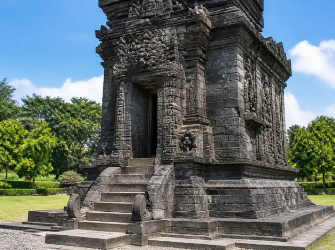 Paket Tour Candi Singosari