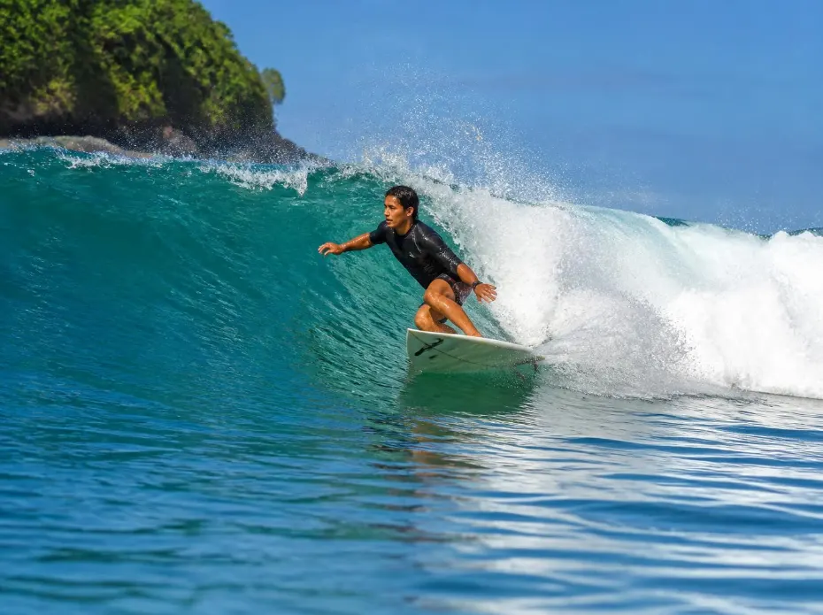 Paket Tour Pantai Cimaja