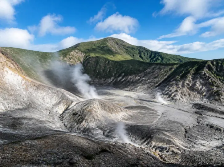 Paket Tour Gunung Papandayan