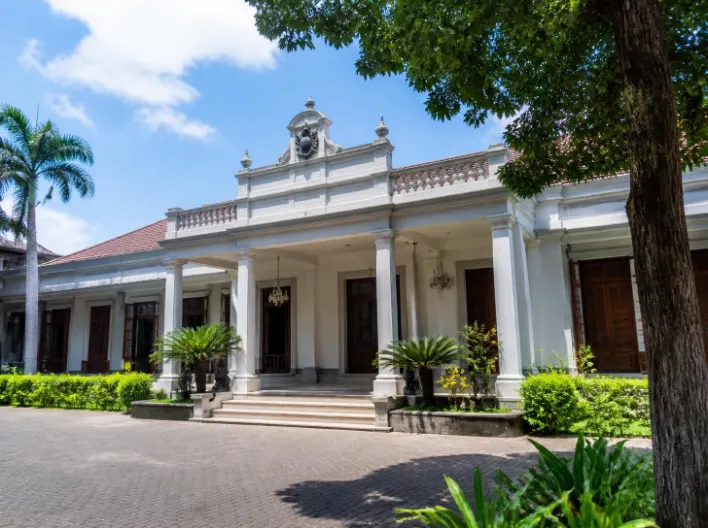 Paket Tour House of Sampoerna