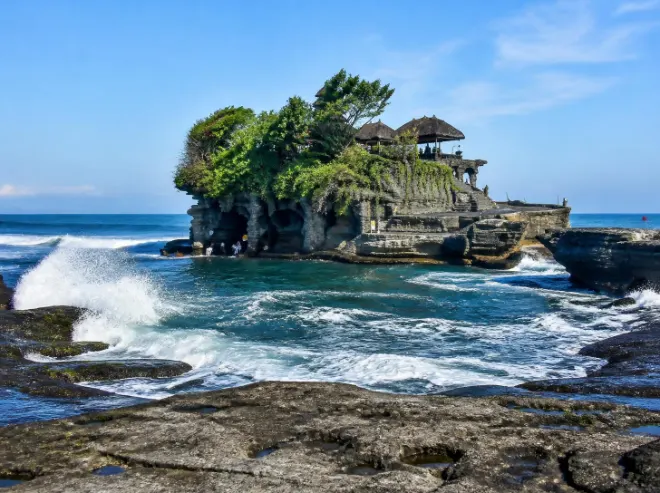 Paket Tour Jatiluwih & Tanah Lot