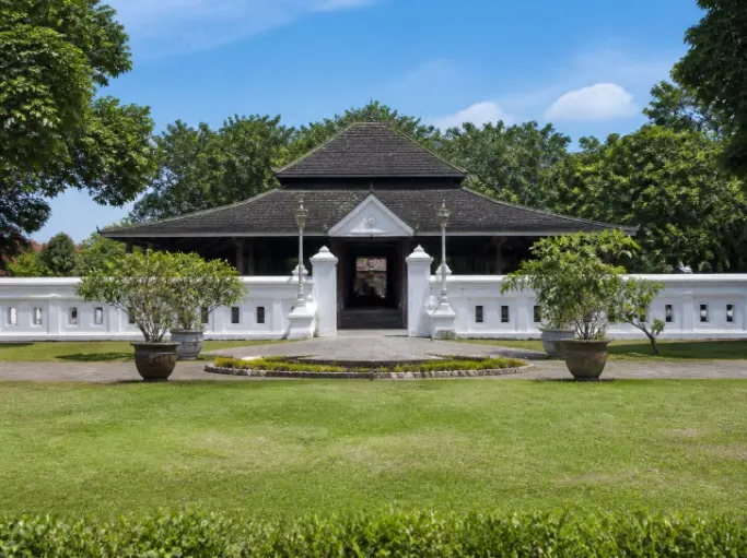 Paket Tour Keraton Kasepuhan