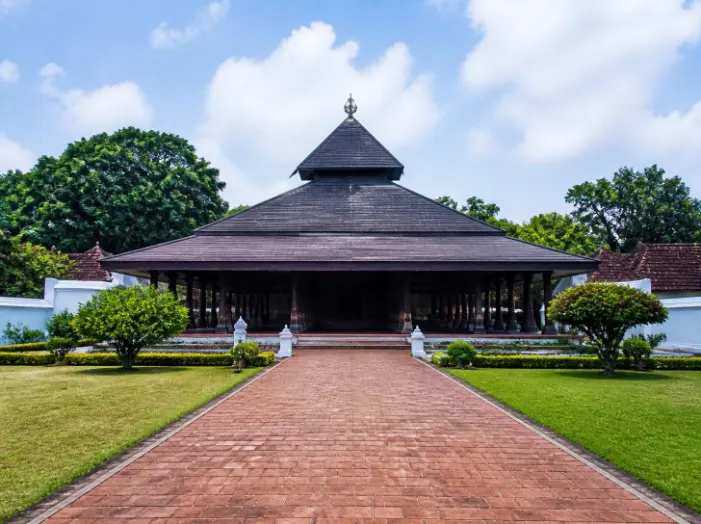 Paket Tour Keraton Kasepuhan