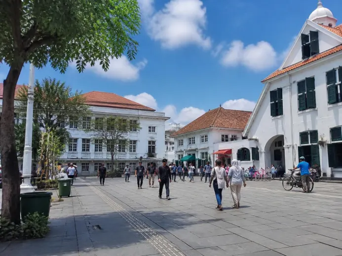 Trip Kuliner Legendaris Kota Tua