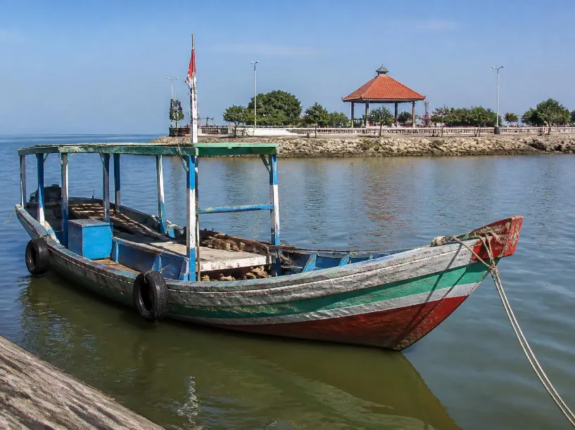 Paket Tour Pantai Kenjeran