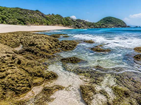 Paket Tour Pantai Krakal