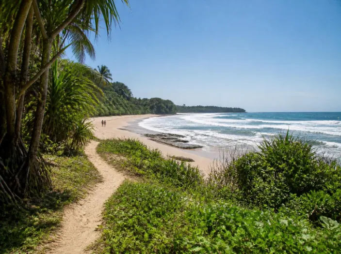 Paket Tour Pantai Ujung Genteng