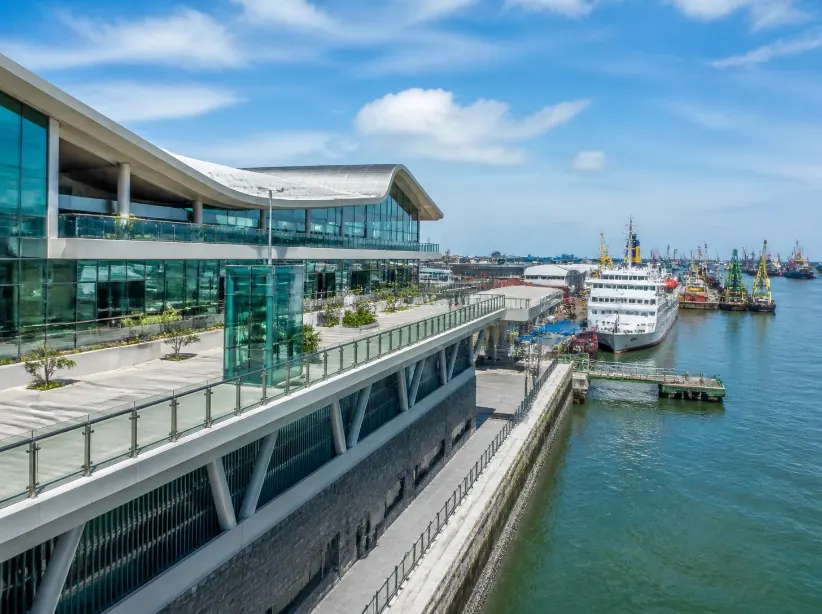 Paket Tour Surabaya North Quay