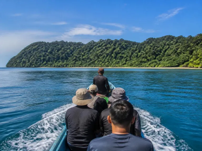 Paket Tour Taman Nasional Ujung Kulon