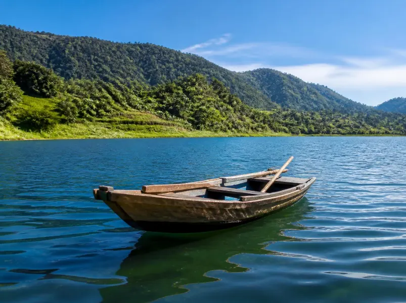 Paket Tour Telaga Menjer